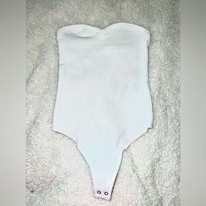 Abercrombie & Fitch Strapless Sweetheart Ribbed Thong Bodysuit